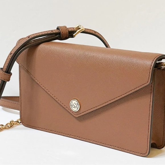 MICHAEL KORS JET SET TRAVEL FLAP POCKET ENVELOPE CROSSBODY BAG - Picture 3 of 10